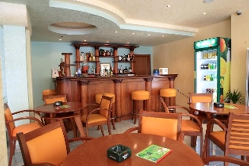 Dreams Family Hotel Nesebar Exteriör bild